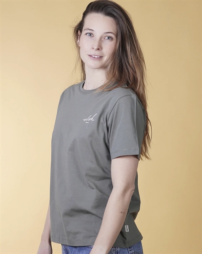 SIGNED BASIC WOMEN'S CASUAL T-